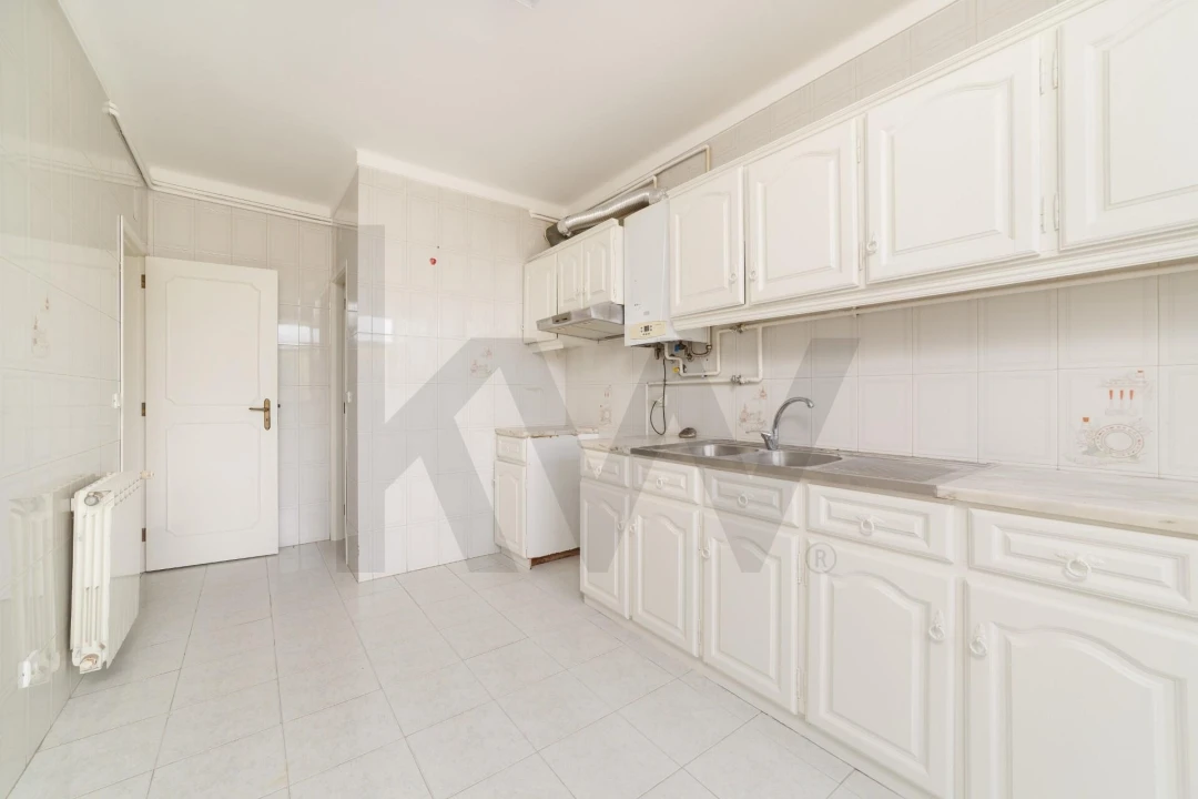 Apartamento T3 para Arrendamento em Leiria, Pousos, Barreira e Cortes Foto 3