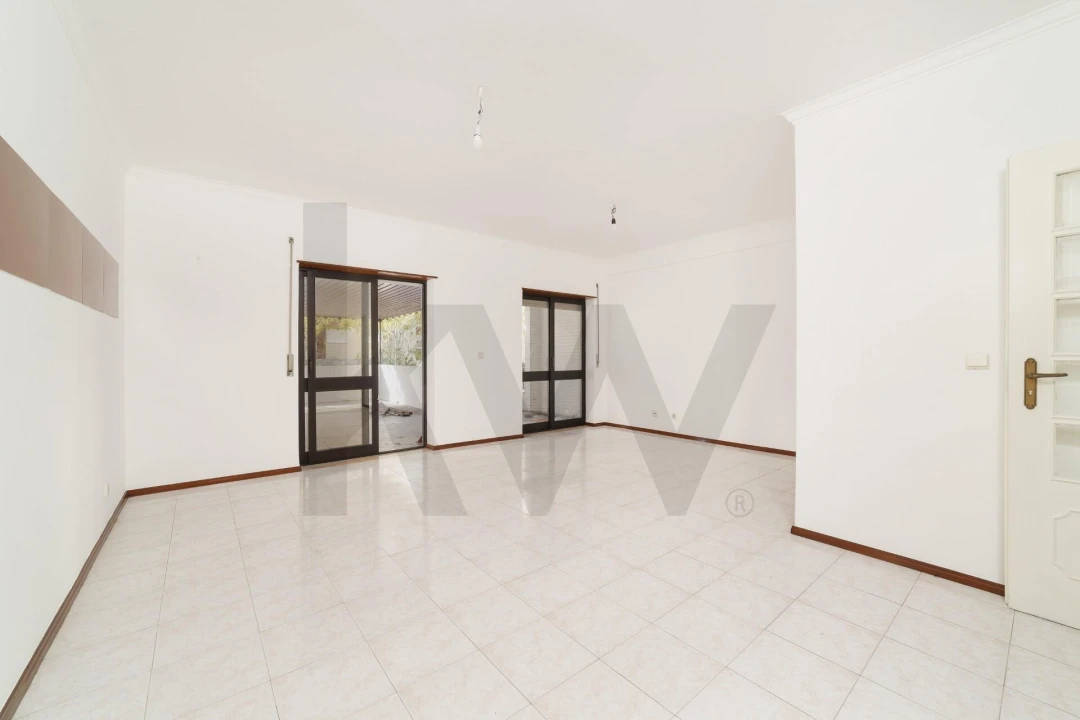 Apartamento T3 para Arrendamento em Leiria, Pousos, Barreira e Cortes Foto 14