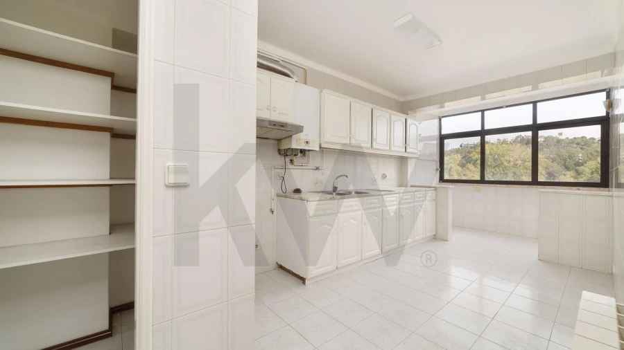 Apartamento T3 para Arrendamento em Leiria, Pousos, Barreira e Cortes