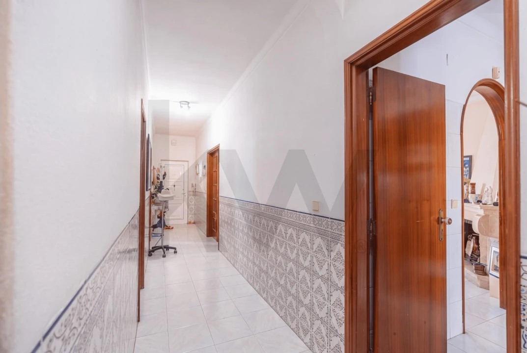 Moradia T5 para Venda em Quinta do Conde Foto 9