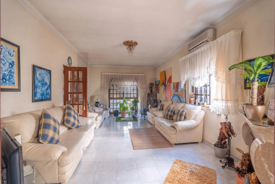 Moradia T5 para Venda em Quinta do Conde Foto 1