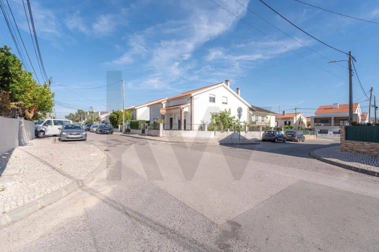 Moradia T5 para Venda em Quinta do Conde Foto 22