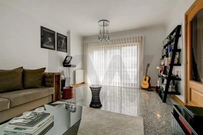 Apartamento T2 para Venda em Mafamude e Vilar do Paraíso