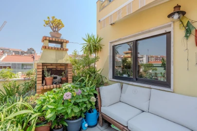 Apartamento T3 para Venda em São Vicente