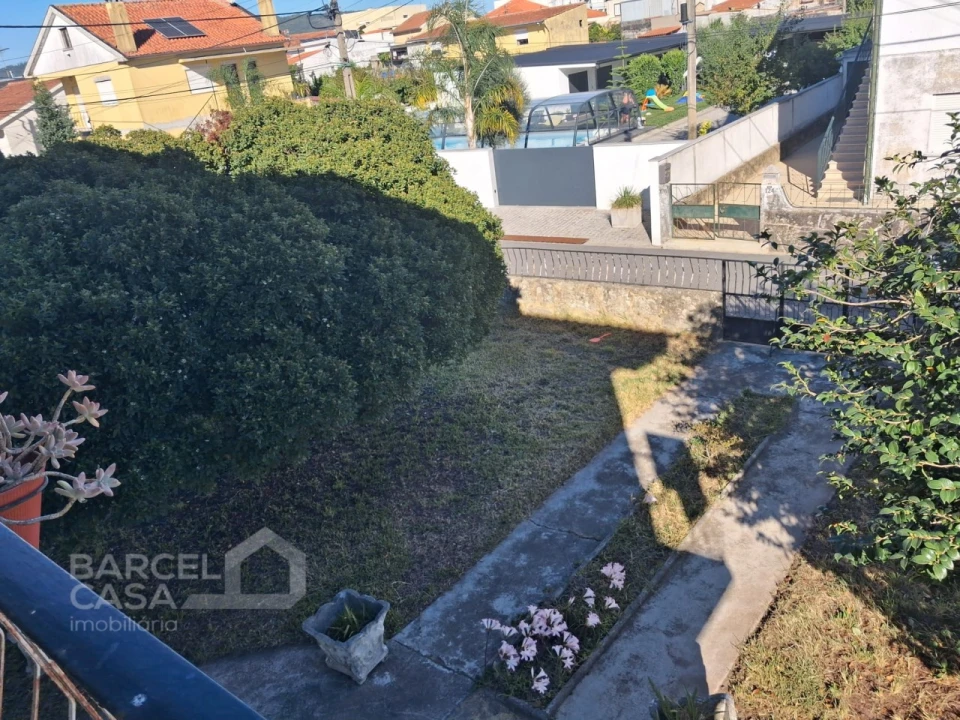 Moradia T6 para Venda em Arcozelo Foto 12
