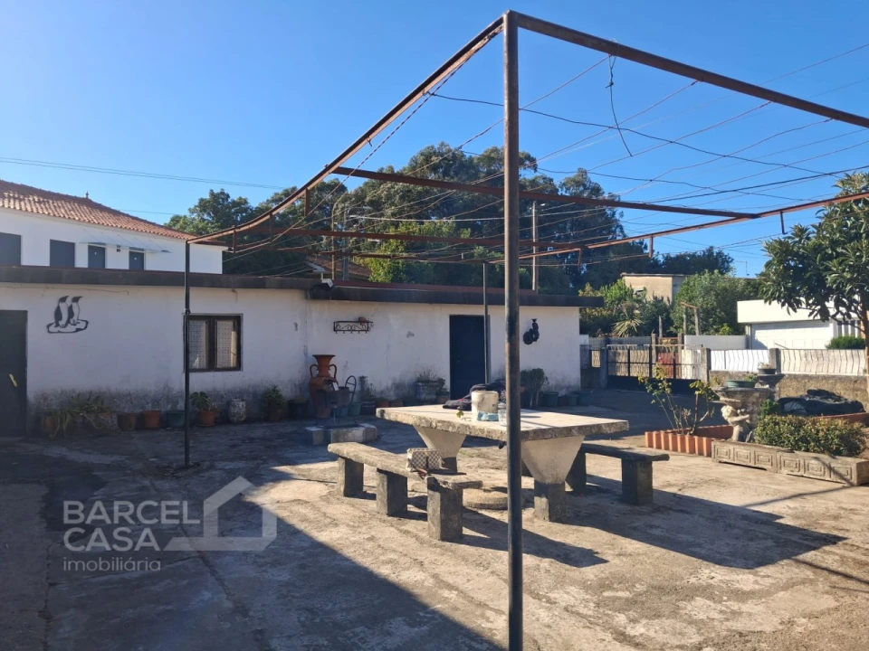 Moradia T6 para Venda em Arcozelo Foto 11