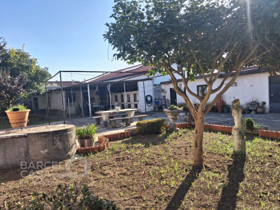 Moradia T6 para Venda em Arcozelo Foto 14