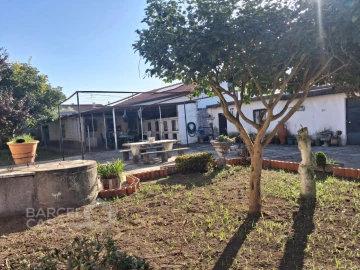 Moradia T6 para Venda em Arcozelo