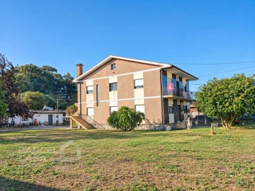 Moradia T6 para Venda em Arcozelo
