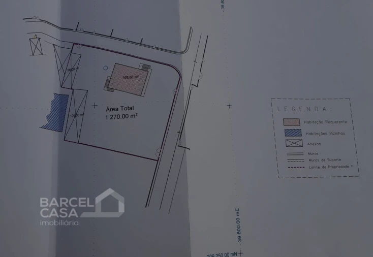 Moradia T6 para Venda em Arcozelo Foto 18