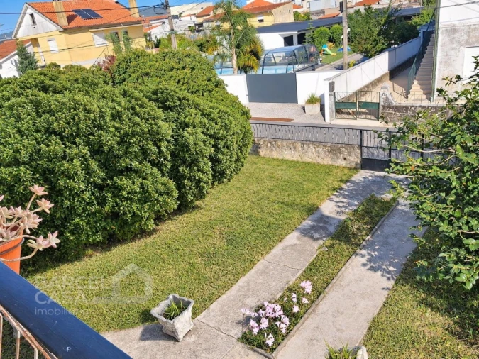 Moradia T6 para Venda em Arcozelo Foto 13