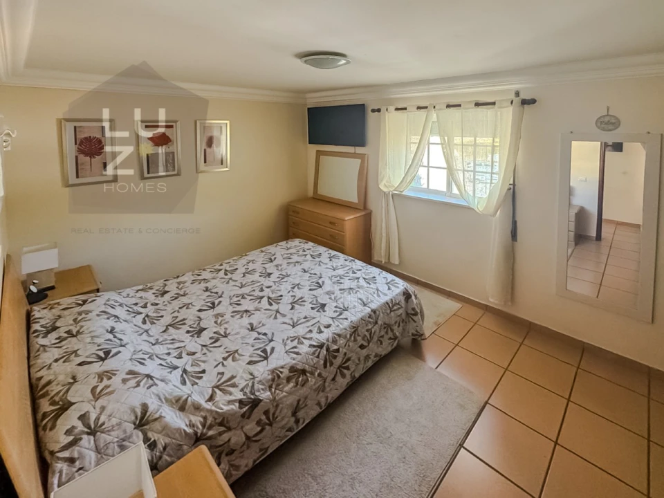 Apartamento T1 para Venda em Budens Foto 8