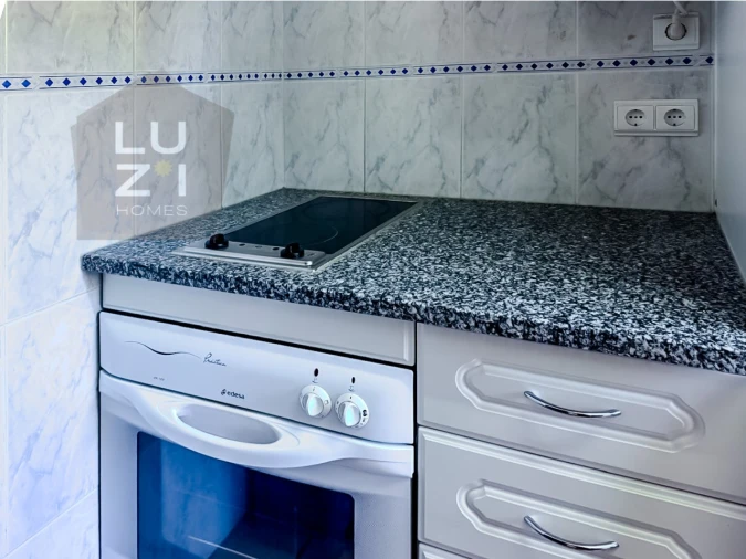 Apartamento T1 para Venda em Budens Foto 6