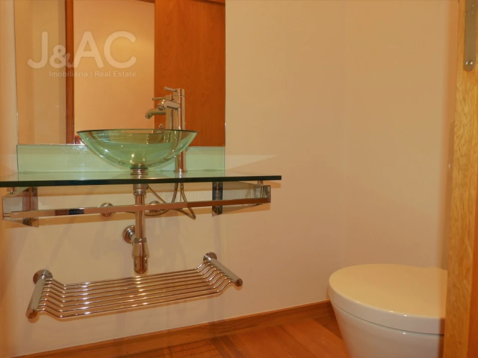 Apartamento T3 para Arrendamento em Alcabideche Foto 10