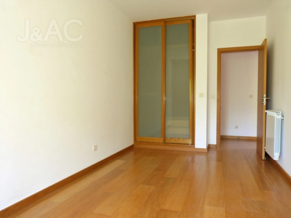 Apartamento T3 para Arrendamento em Alcabideche Foto 11
