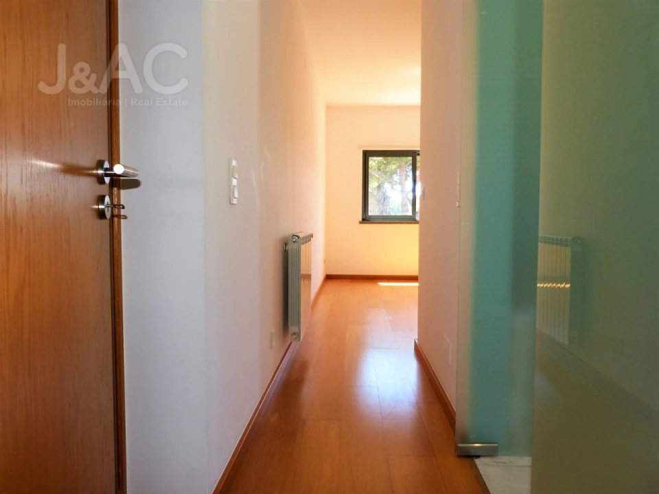 Apartamento T3 para Arrendamento em Alcabideche Foto 15