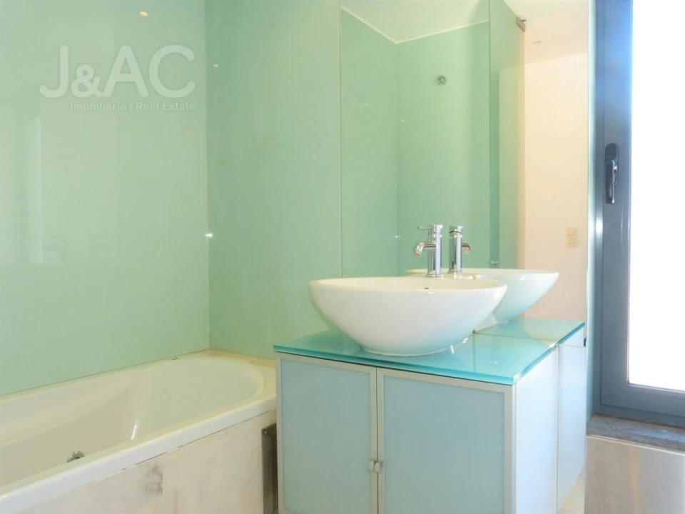 Apartamento T3 para Arrendamento em Alcabideche Foto 18