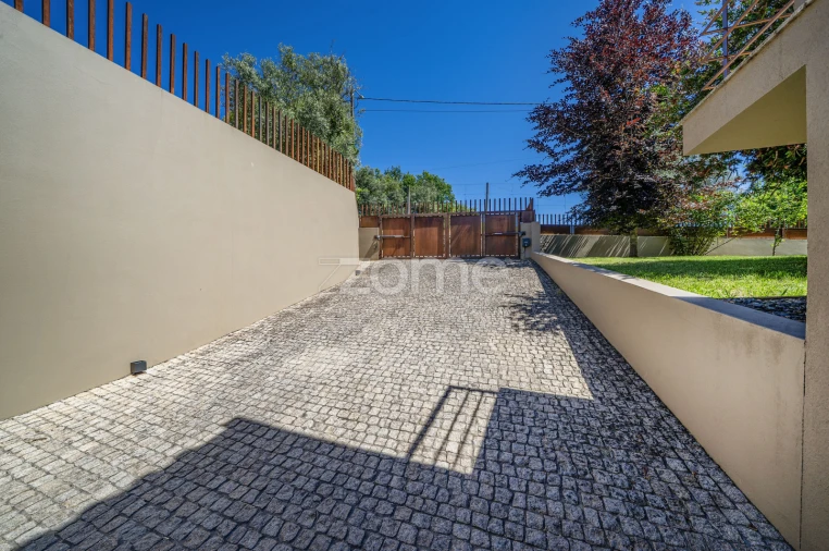 Moradia T3 para Venda em São João de Rei Foto 64