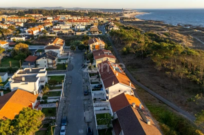 Moradia T3 para Venda em Esposende, Marinhas e Gandra