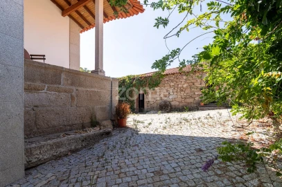 Moradia T6 para Venda em Vilas Boas e Vilarinho das Azenhas