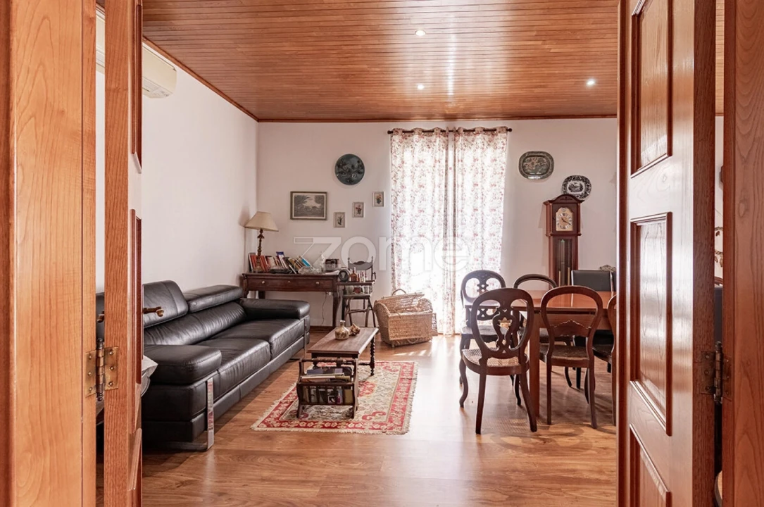Moradia T6 para Venda em Vilas Boas e Vilarinho das Azenhas Foto 3