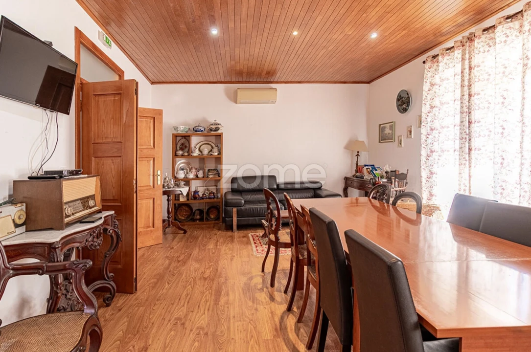 Moradia T6 para Venda em Vilas Boas e Vilarinho das Azenhas Foto 5
