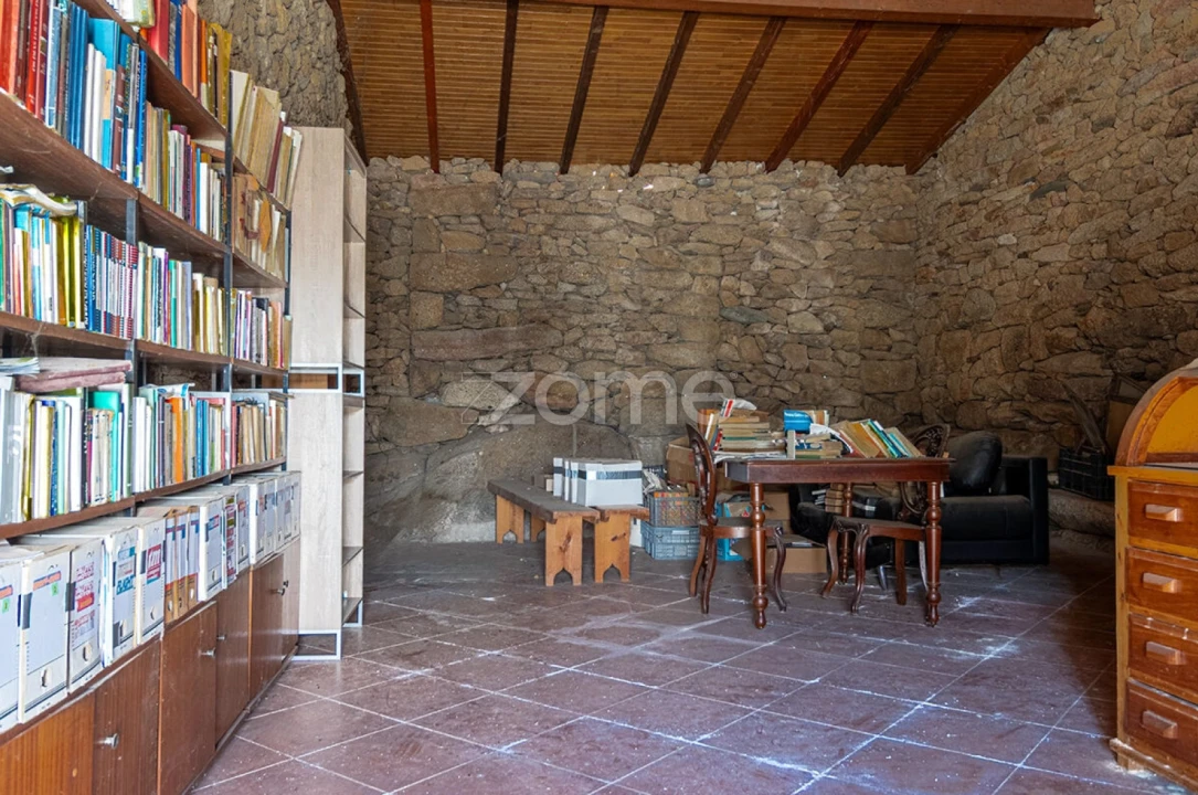 Moradia T6 para Venda em Vilas Boas e Vilarinho das Azenhas Foto 32