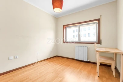 Apartamento T3 para Venda em Paranhos