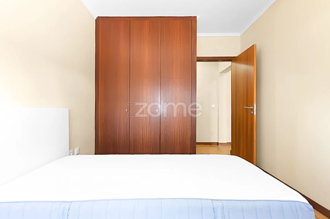 Apartamento T3 para Venda em Paranhos Foto 15