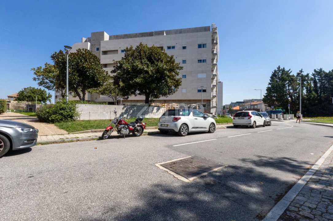 Apartamento T3 para Venda em Paranhos Foto 3