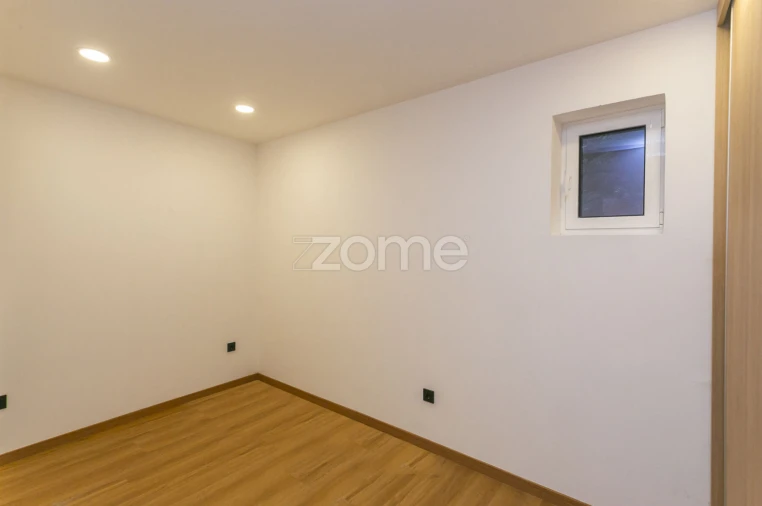 Apartamento T1 para Venda em Cedofeita, Santo Ildefonso, Sé, Miragaia, São Nicolau e Vitória Foto 13
