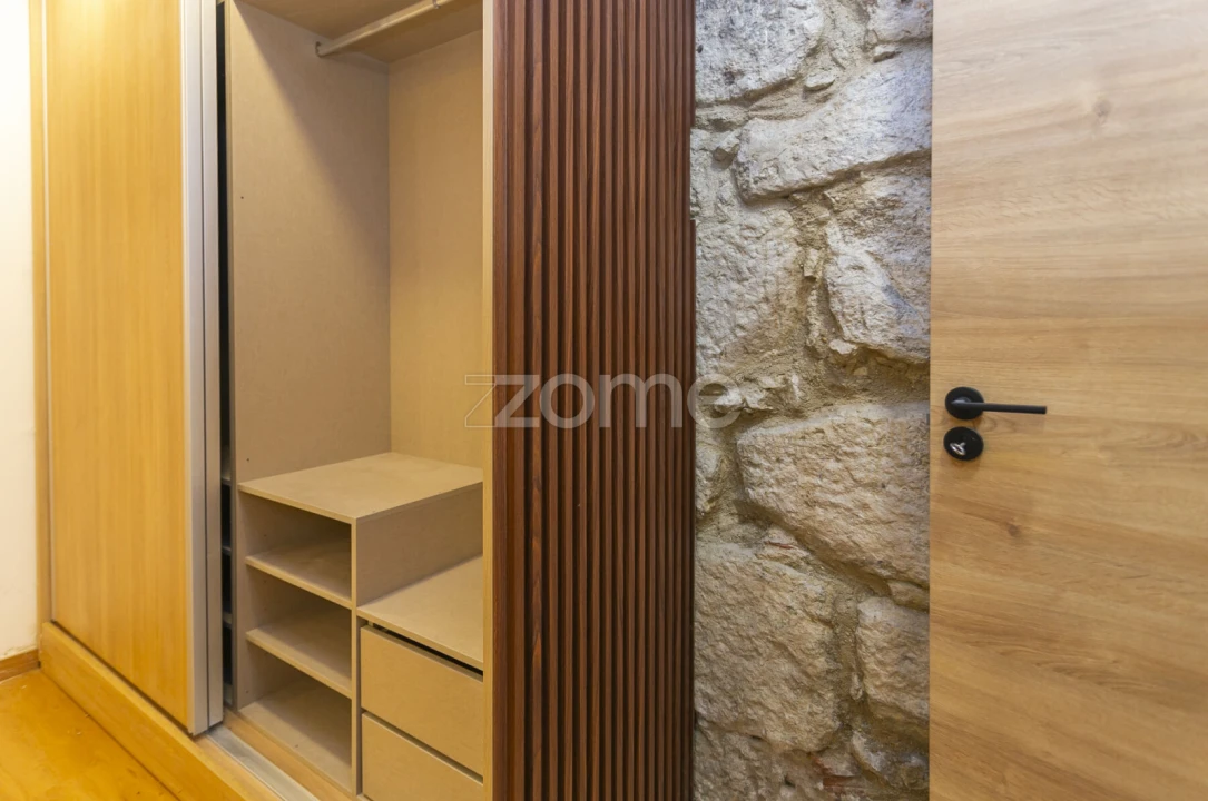 Apartamento T1 para Venda em Cedofeita, Santo Ildefonso, Sé, Miragaia, São Nicolau e Vitória Foto 12