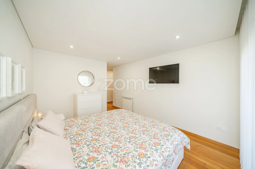 Apartamento T3 para Venda em Caldelas Foto 25