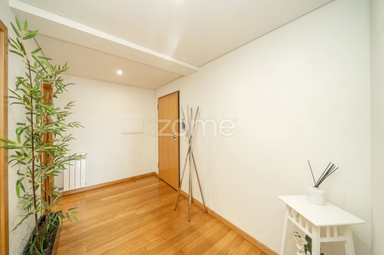 Apartamento T3 para Venda em Caldelas Foto 3