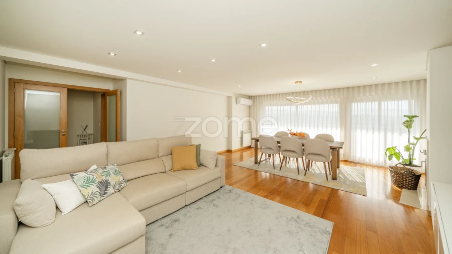 Apartamento T3 para Venda em Caldelas