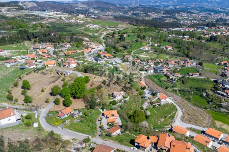 Terreno para Venda em Louredo Foto 19
