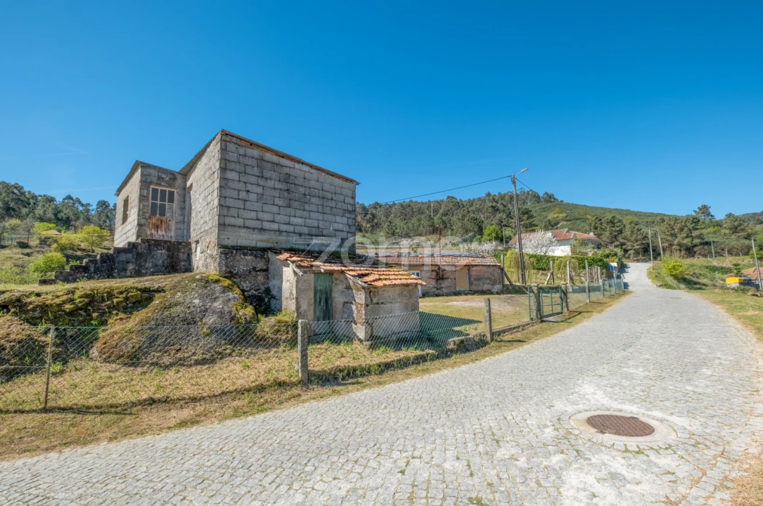 Terreno para Venda em Louredo Foto 10