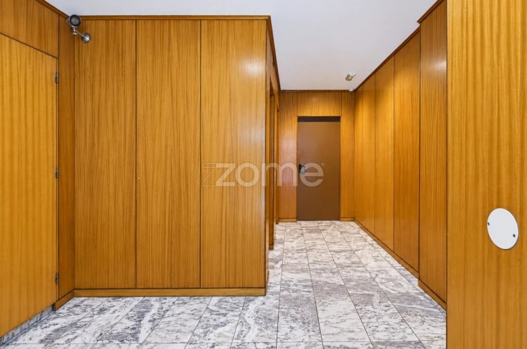 Apartamento T3 para Venda em Cidade da Maia Foto 2