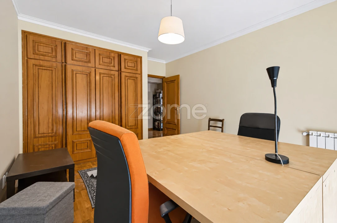 Apartamento T3 para Venda em Cidade da Maia Foto 15