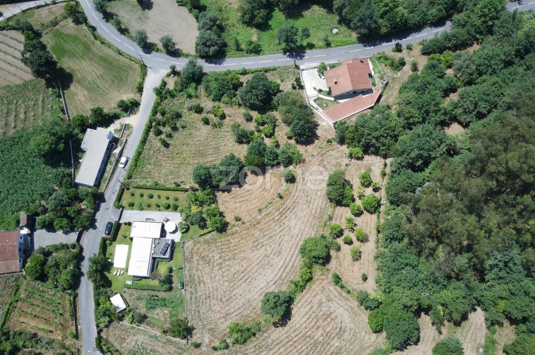 Terreno para Venda em Sande, Vilarinho, Barros e Gomide Foto 2