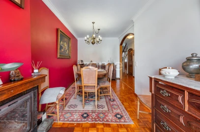 Moradia T5 para Venda em Mafamude e Vilar do Paraíso