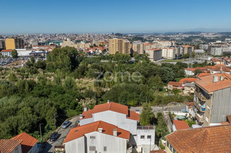 Moradia T5 para Venda em Mafamude e Vilar do Paraíso Foto 45