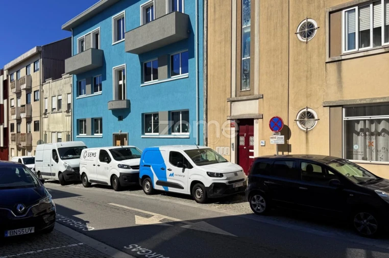Apartamento T3 para Venda em Cedofeita, Santo Ildefonso, Sé, Miragaia, São Nicolau e Vitória Foto 22