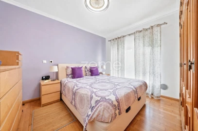 Apartamento T2 para Venda em Algueirão-Mem Martins