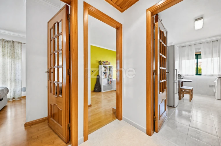 Apartamento T2 para Venda em Algueirão-Mem Martins Foto 7