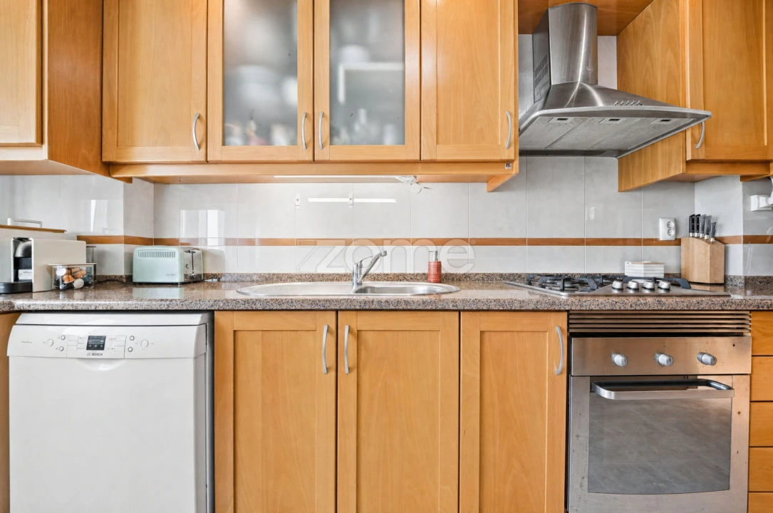 Apartamento T2 para Venda em Algueirão-Mem Martins Foto 9