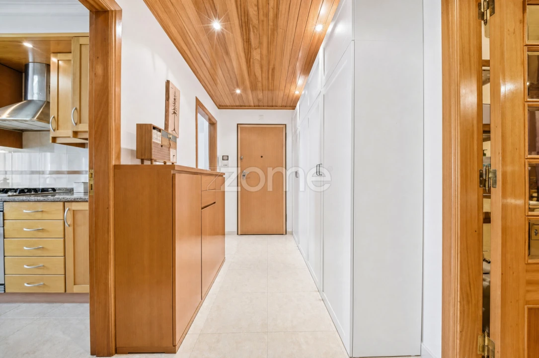 Apartamento T2 para Venda em Algueirão-Mem Martins Foto 11