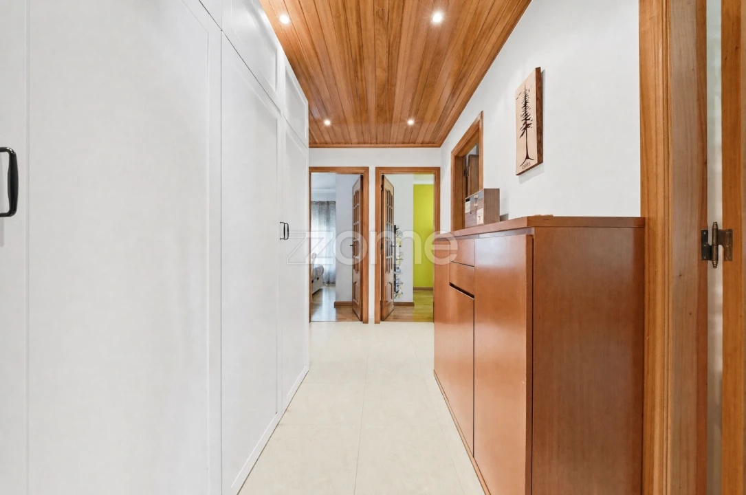 Apartamento T2 para Venda em Algueirão-Mem Martins Foto 12