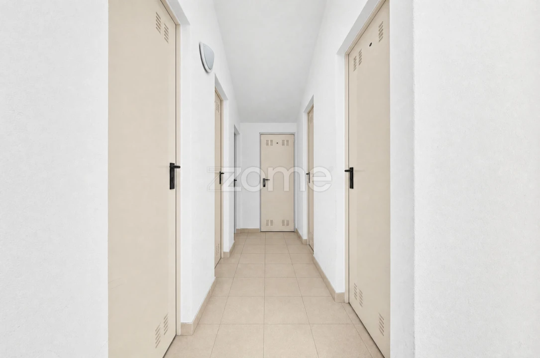 Apartamento T2 para Venda em Algueirão-Mem Martins Foto 19