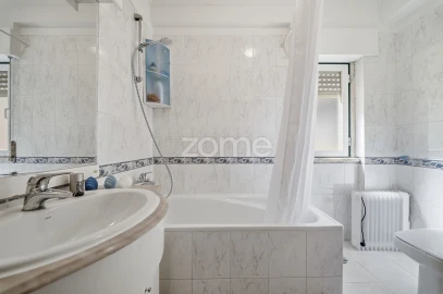 Apartamento T2 para Venda em Cacém e São Marcos